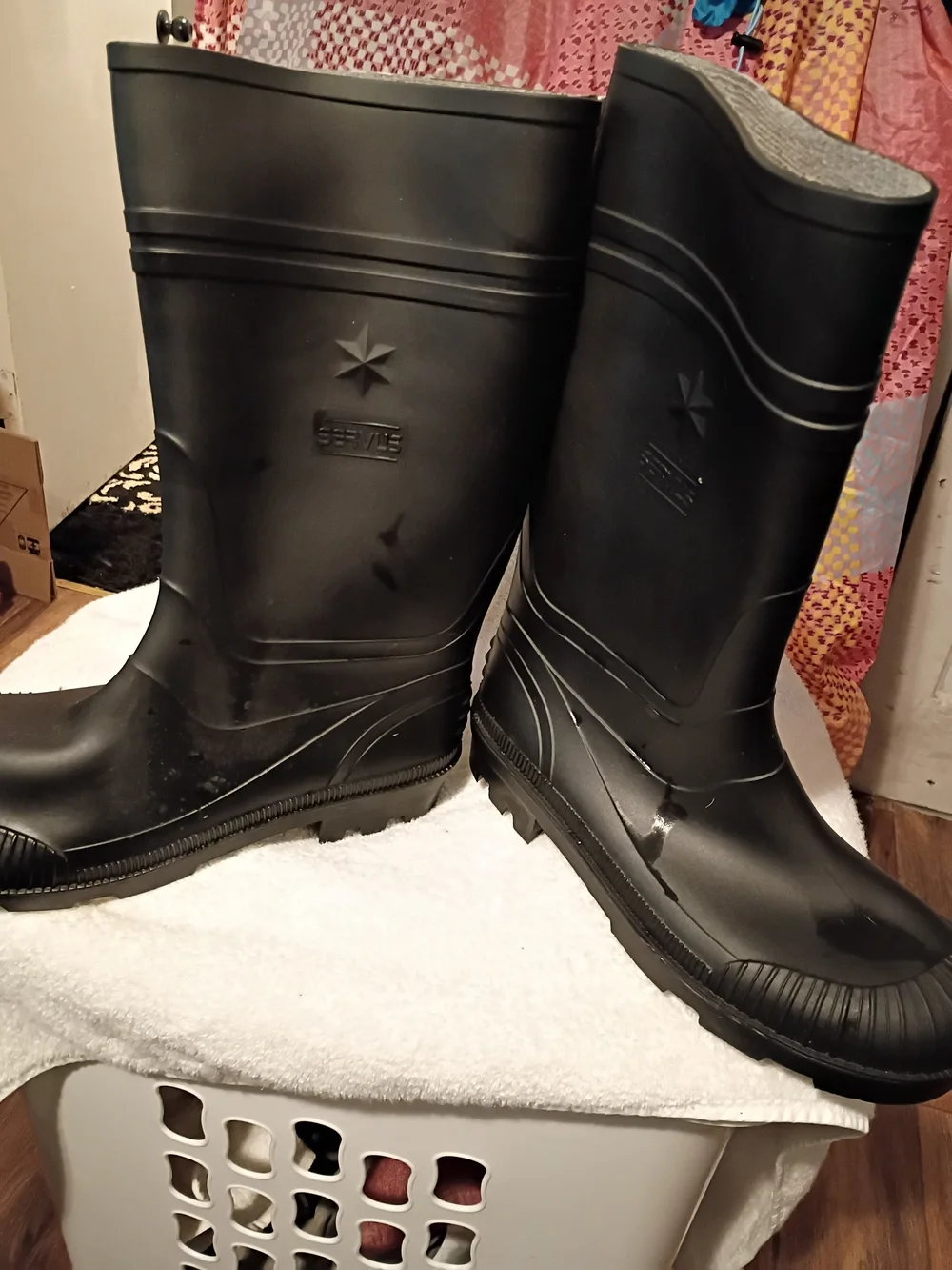 Petroquim durable black